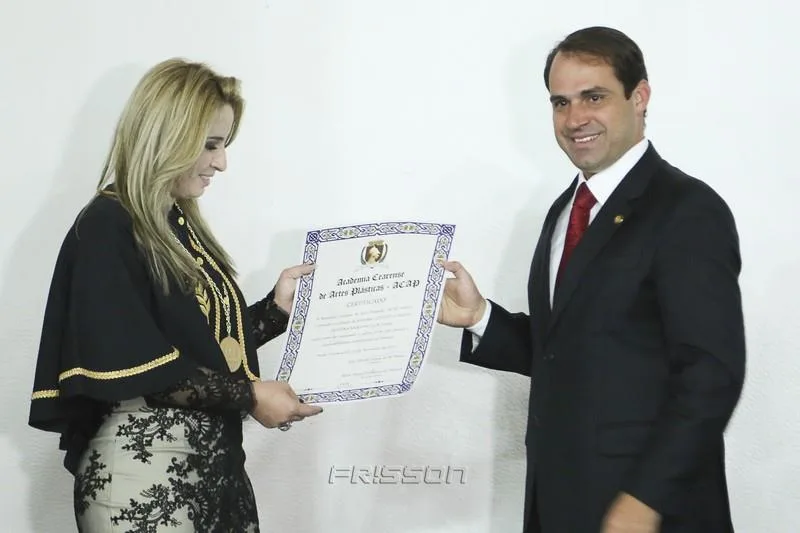 Cristina Vasconcelos e Salmito Filho