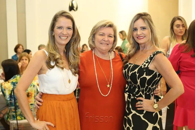 Andréa, Lilia e Márcia Studart