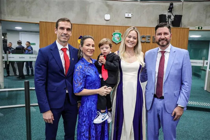 Flavio, Gaida Furtado, Miguel Neto, Tainah Marinho e Romeu Aldigueri