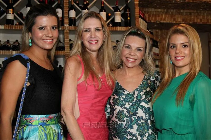 Anelisa Barreira, Marjorie Vidigal, Lilian Porto e Leticia Studart