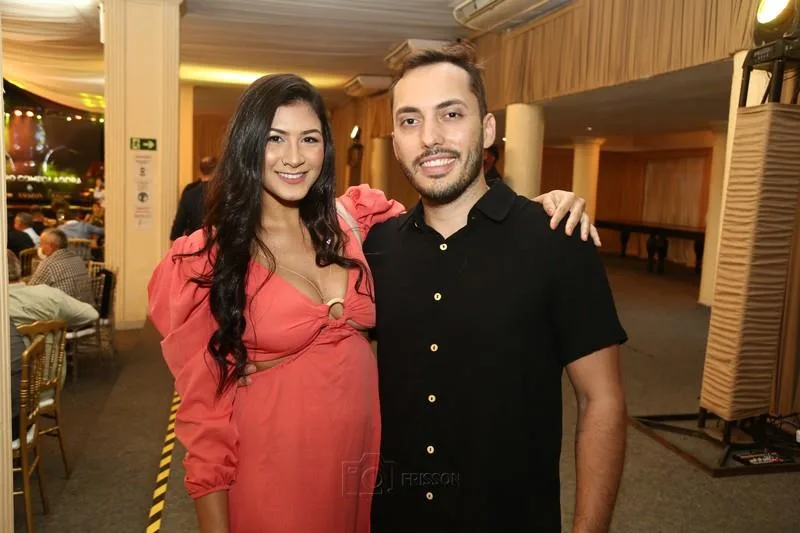 Anna Macri e Rodrigo Benevides