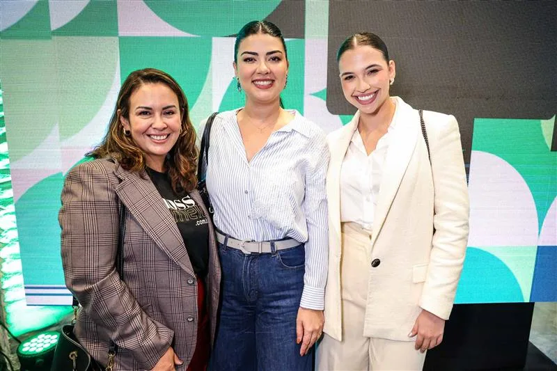 Camila Giffoni, Tamires Brito e Gabriella Veras