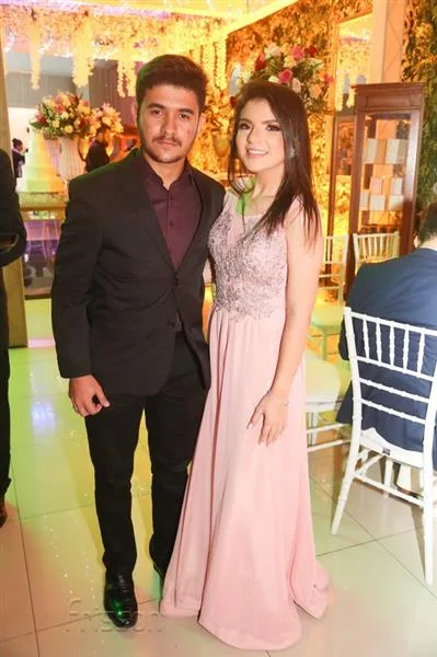 Adriel Araújo e Mariana Farias