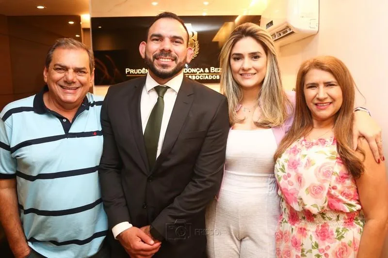Cláudio, Henrique, Bruna e Graça Prudêncio