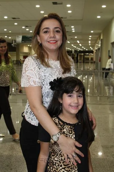 Eveliny Leitão e Eduarda