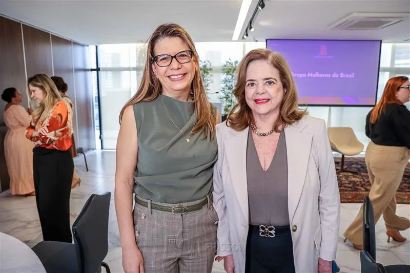 Aline Telles e Rosiane Medeiros