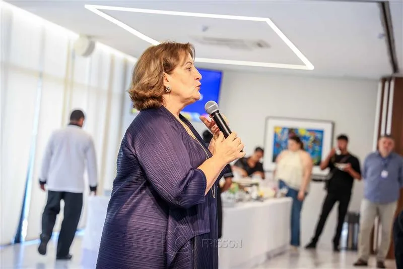 Annette de Castro