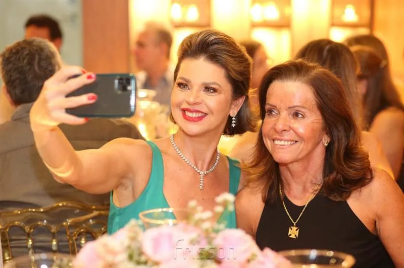 Ana Cristina Wolf e Hedla Lopes