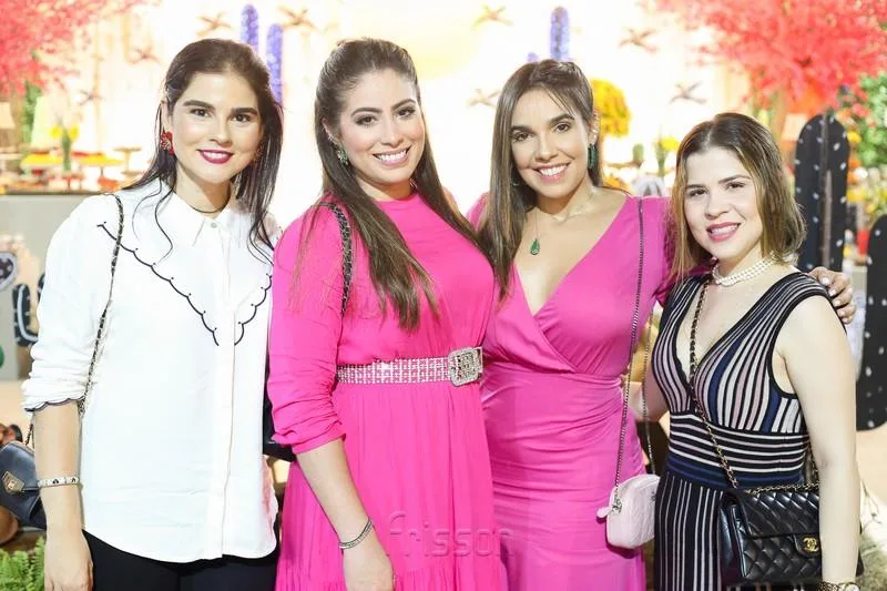 Aniversário de Amora