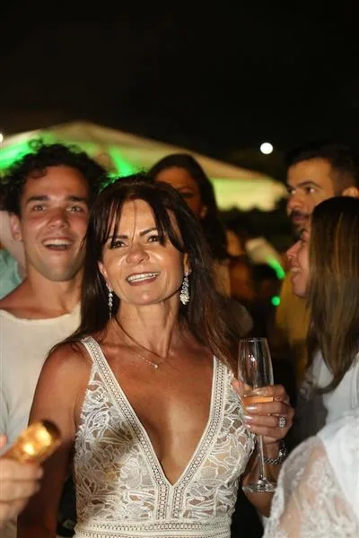 Cláudia Bezerra