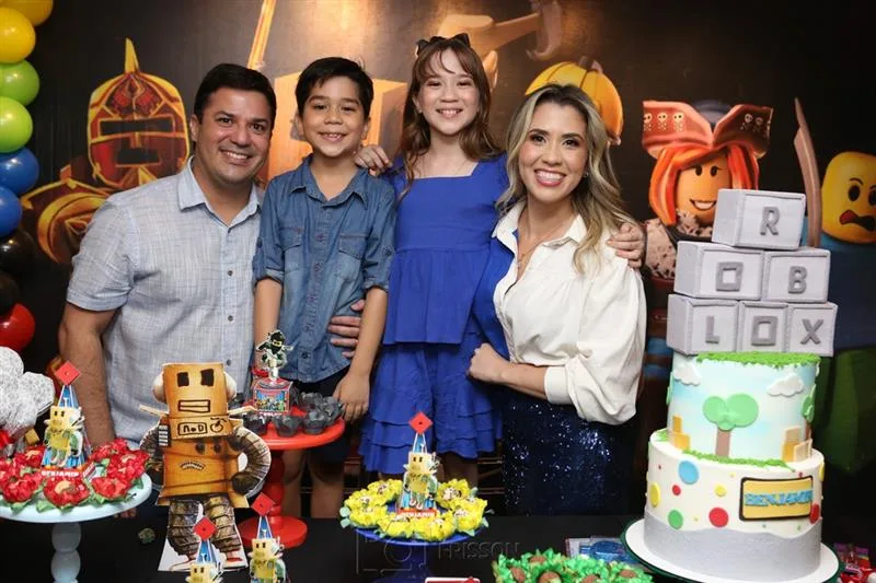 Cassio, Benjamin, Chloe e Louise Saboia