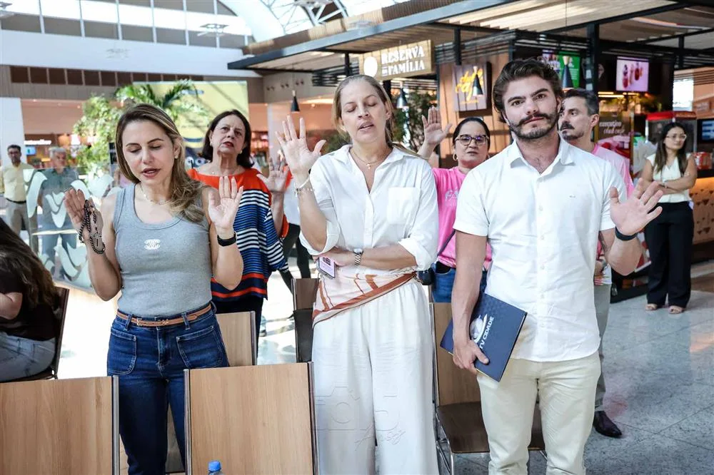 Adriana Queiroz, Cristiane Cals e Michael Dias