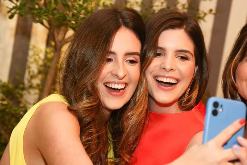 Amanda e Marcella Feitosa