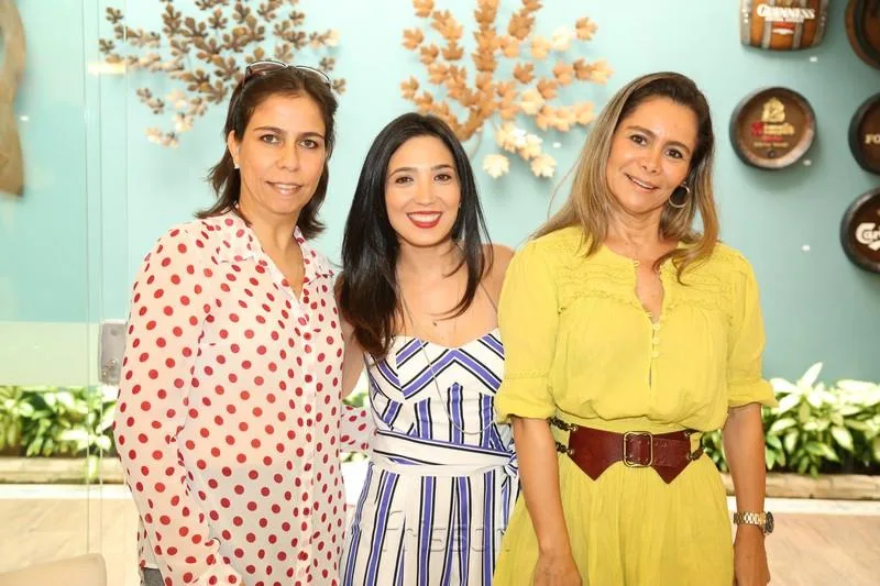 Aline Almeida, Renata Cavalcante e Gina Paiva