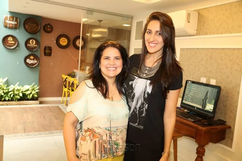 Luciana Mota e Karina Moura