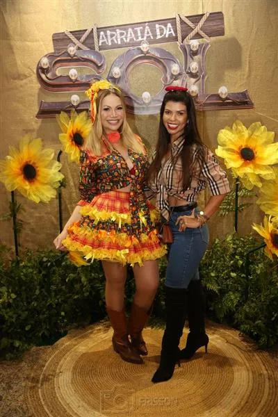 Solange Almeida e Gigi Flores