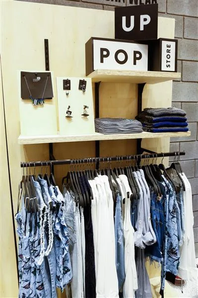 Pop Up Store