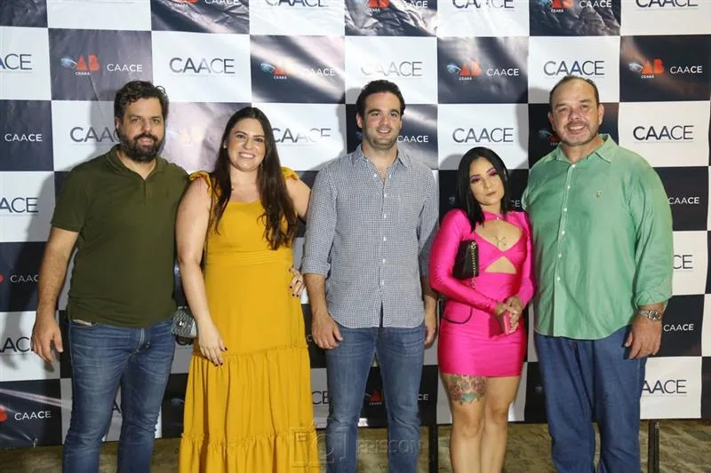 Cássio Pacheco, Mikaele Sobreira, Lucas Asfor, Alessandra Sabino e Waldir Xavier
