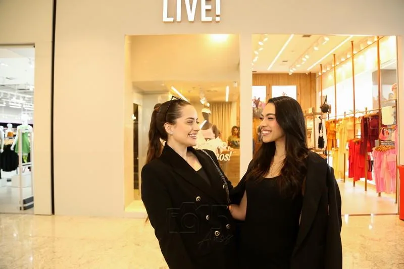 Clara Ferrety e Thuane Calazans