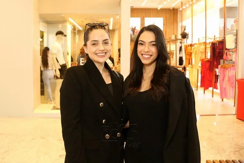 Clara Ferrety e Thuane Calazans