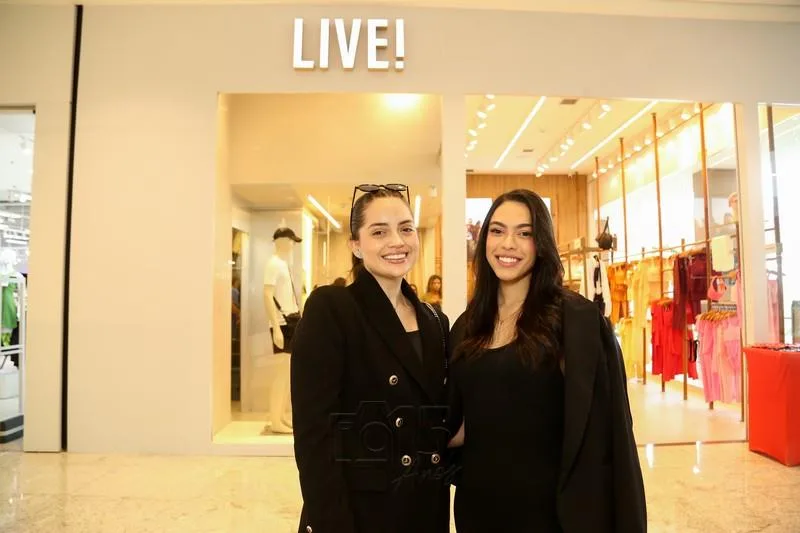 Clara Ferrety e Thuane Calazans