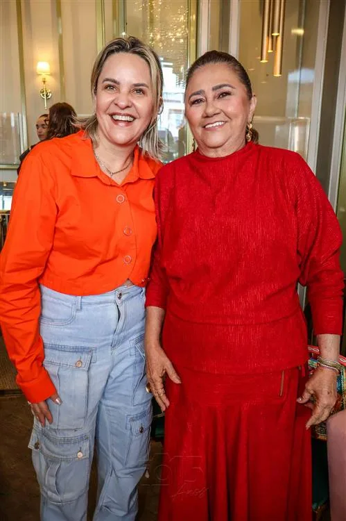 Andrea Muniz e Lucia Bezerra