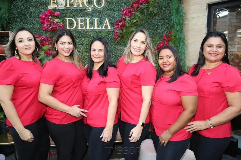 Alessandra de Oliveira, Jordania Firmesa, Socorro Araújo, Daniella Barbosa, Debora Cristina e Luciana Lendengues