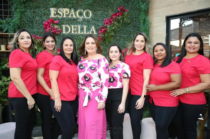 Alessandra de Oliveira, Jordania Firmesa, Socorro Araújo, Raquel Falcão, Angelice Ramos, Daniella Barbosa, Debora Cristina e Luciana Lendengues