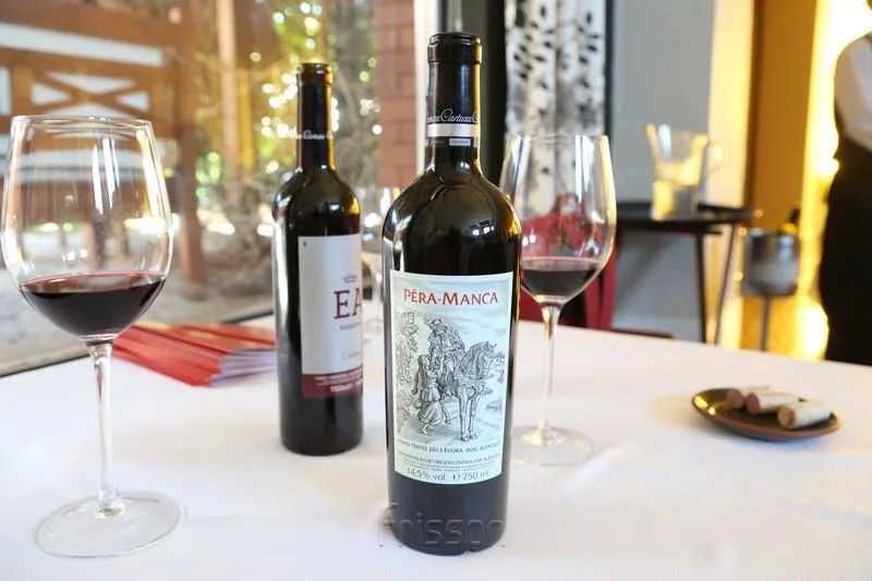 lançamento do vinho Pera Manca
