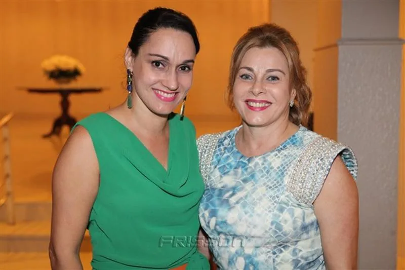 Carmen Pompeu e Beatriz Viana