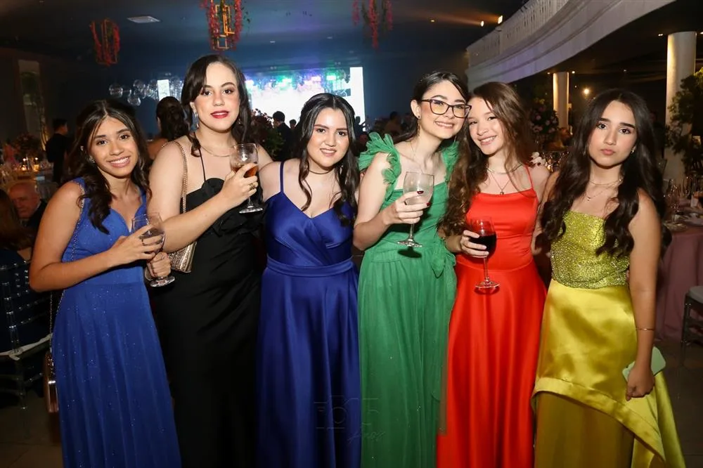 15 Anos de Klara Benevides