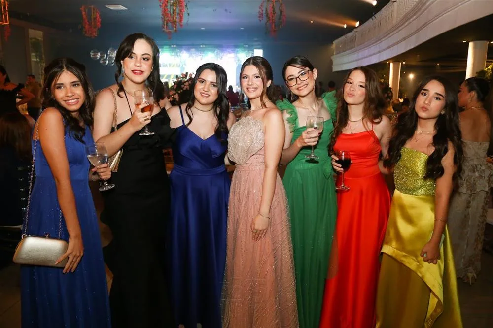 15 Anos de Klara Benevides