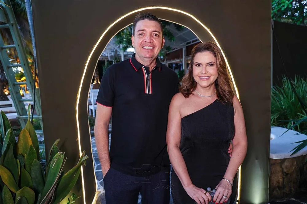 Alberto Júnior e Manuella Saraiva