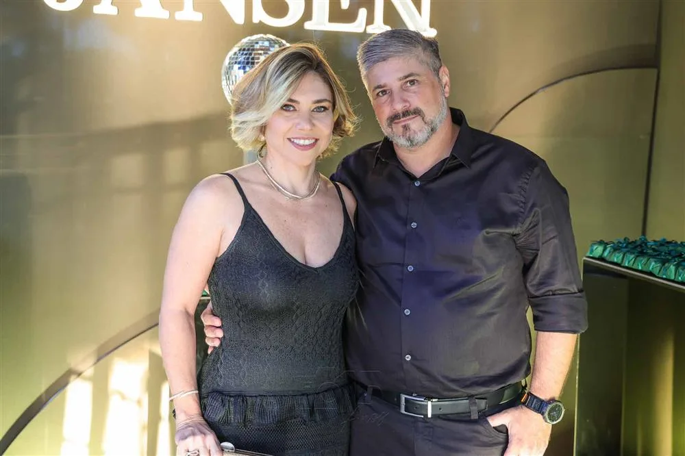 Ana Karina Matias e Paulo Golbberg