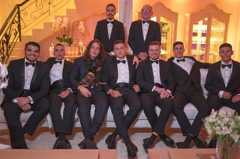 Arthur Catunda entre amigos