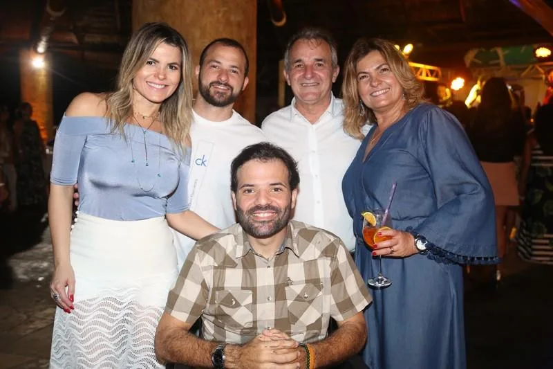 Confraternização Fígaro Barbearia