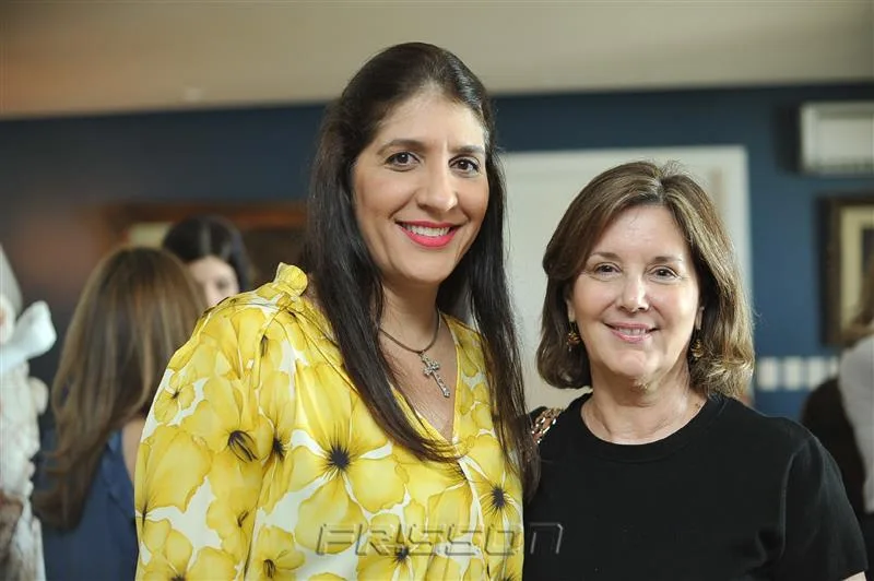 Elisa Oliveira e Fernanda Pinho