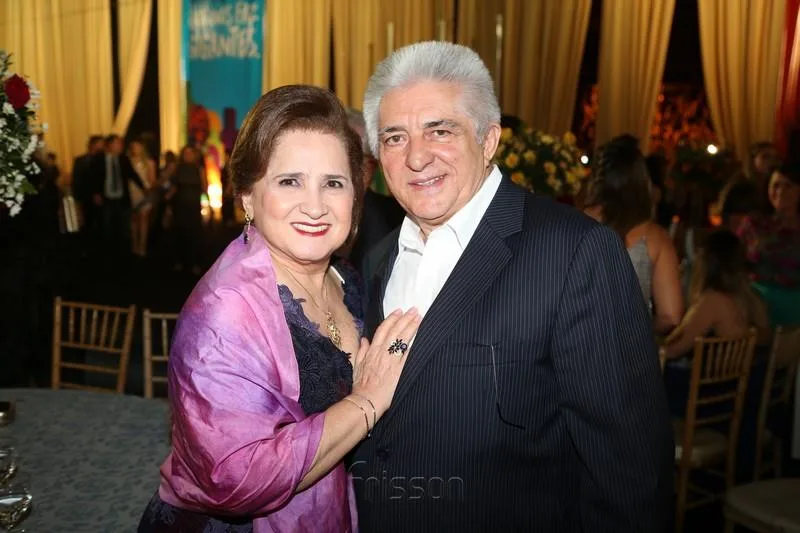 Auricélia e Deusmar Queirós