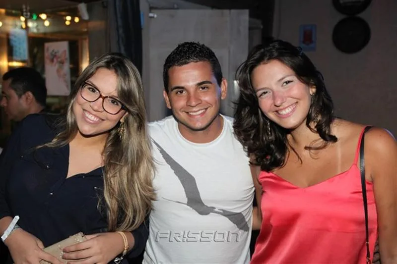 Camila Távora, Victor Alves e Marina Frota