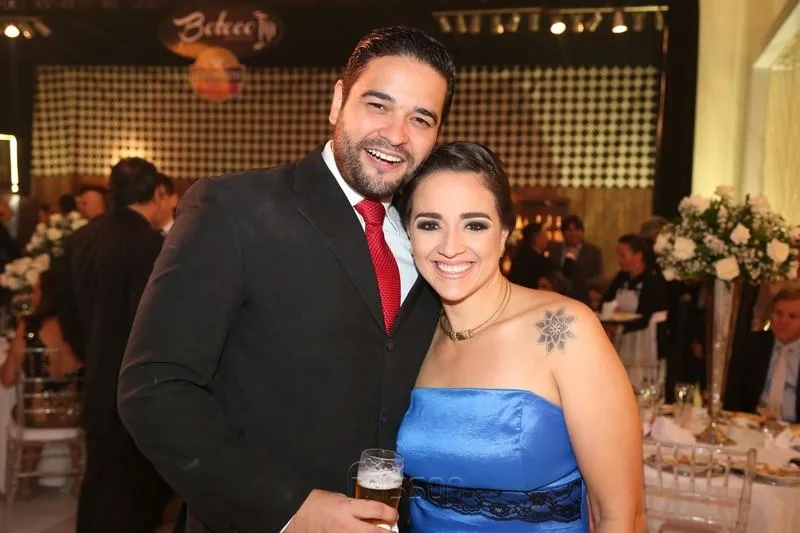 Alessandro Moraes e Ninive Tavares