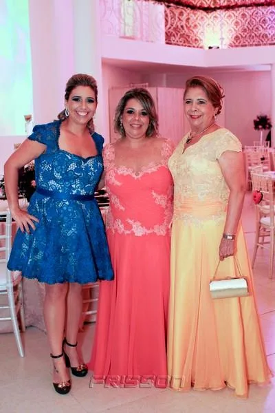 Amanda, Lane Viana de Macedo e Marluce Macedo Pinheiro