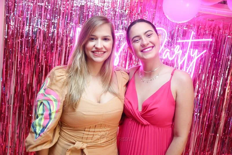 Amanda Fortes e Gisele Câmara
