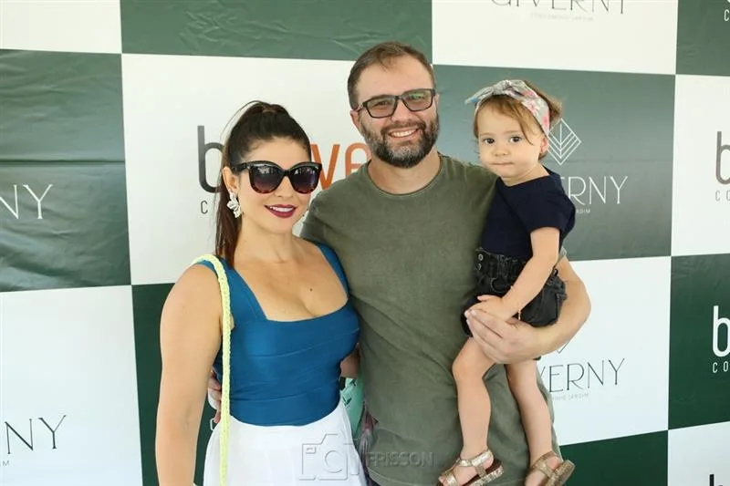 Eveline, Rodrigo Cesar e Elisa Moraes