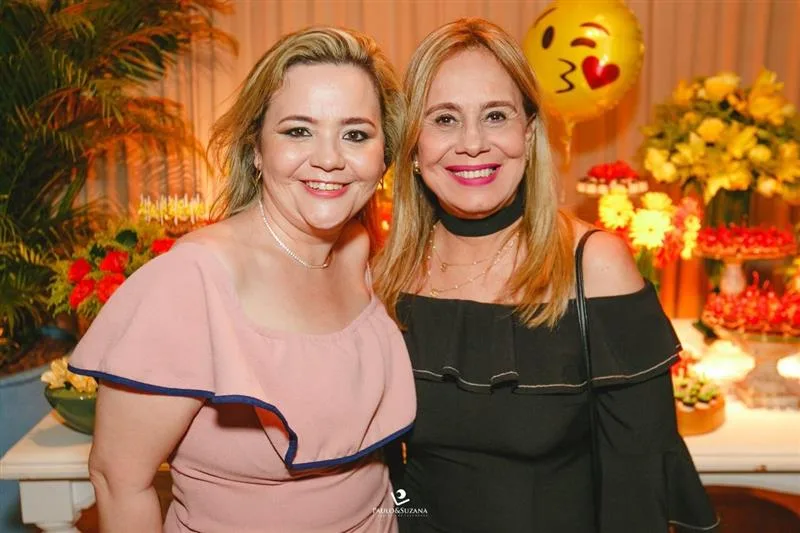 Amanda Arruda e Regina Holanda