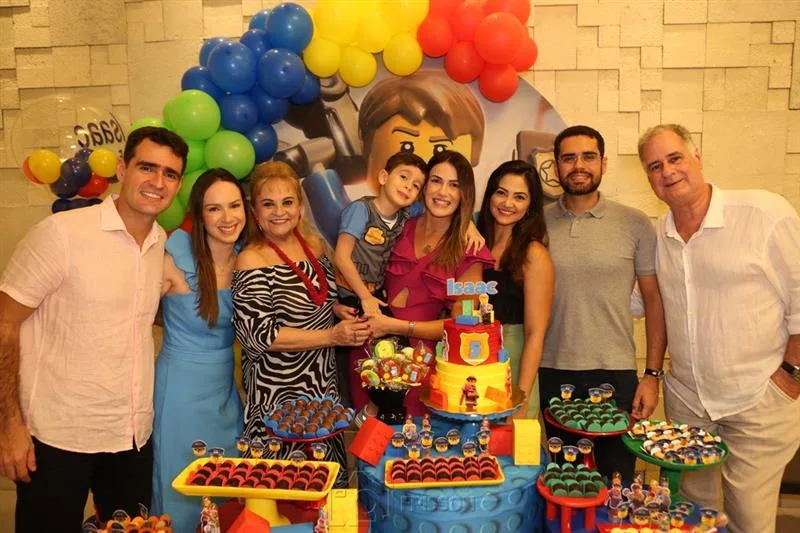 Aniversário Isaac Costa Lima