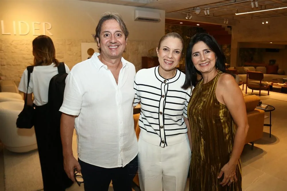 Rodrigo Parente, Manoela Brandão e Luciana Cidrão
