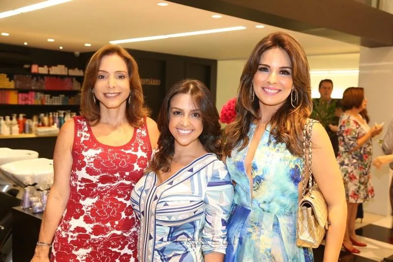 Ana Paula Daud, Manuela Campos e Eveline Fujita