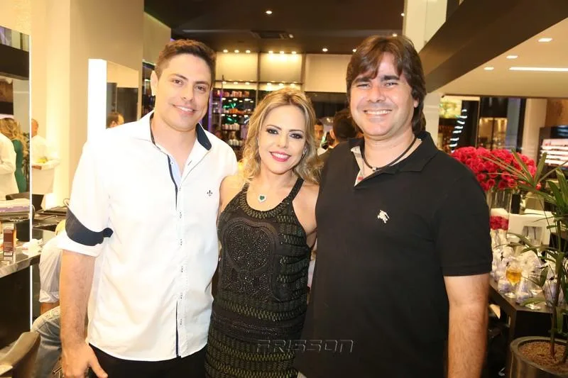 Anchieta e Cynthia Gomes e Marcelo Freitas