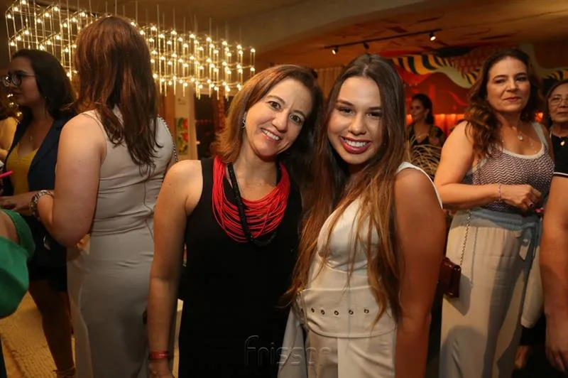 Amanda Mendes e Eduarda Gadelha