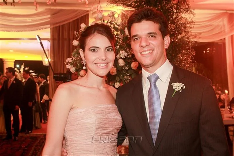 Ana Elize e Pedro Caminha